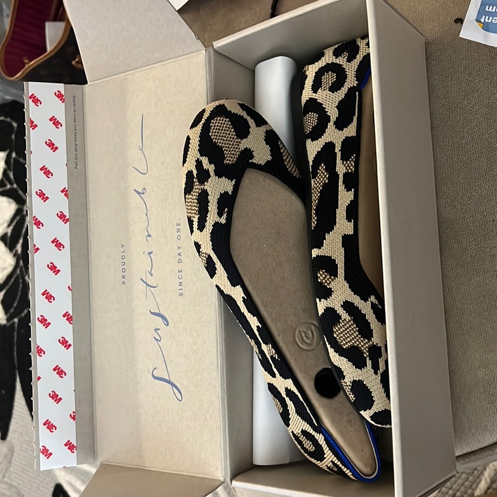 COPY - The Flat Size 8 Rothy’s. Brand New in box.
